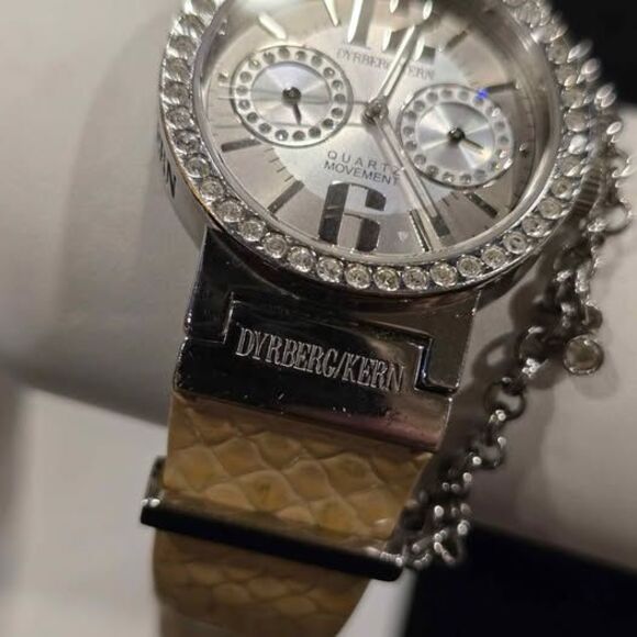 Vintage Dyberg/Kern ladies watch main image 6
